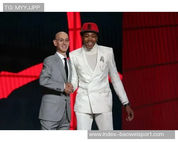 斯科蒂巴恩斯回忆小卡单节神奇表现震撼全队的精彩瞬间