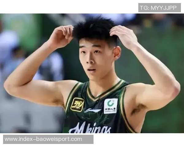 俄勒冈大学主帅谈林葳加盟晚训练不足球队仍需时间磨合提升表现